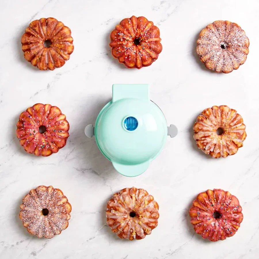 BRAZIL SHIP Mini Cake Machine Bundt Waffle Nonstick Surface Easy to Use and Wash Sweet DIY Cooking Confectionery