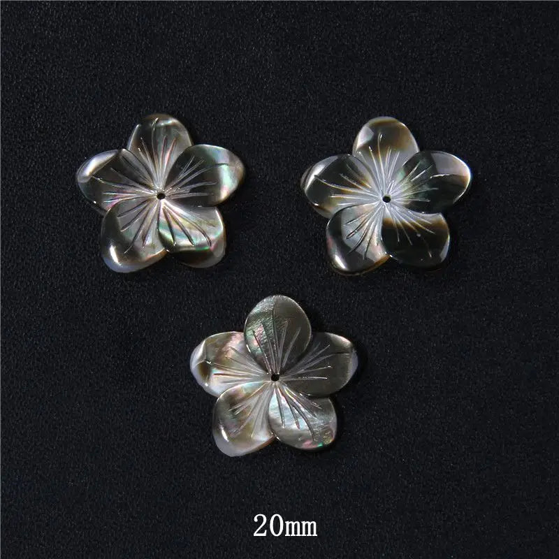 New In Natural Pearl Flower Shape Beads Mother of Pearl Charm Beads Natural Shell Bead for DIY Bracelet Necklaces Earrings Ring