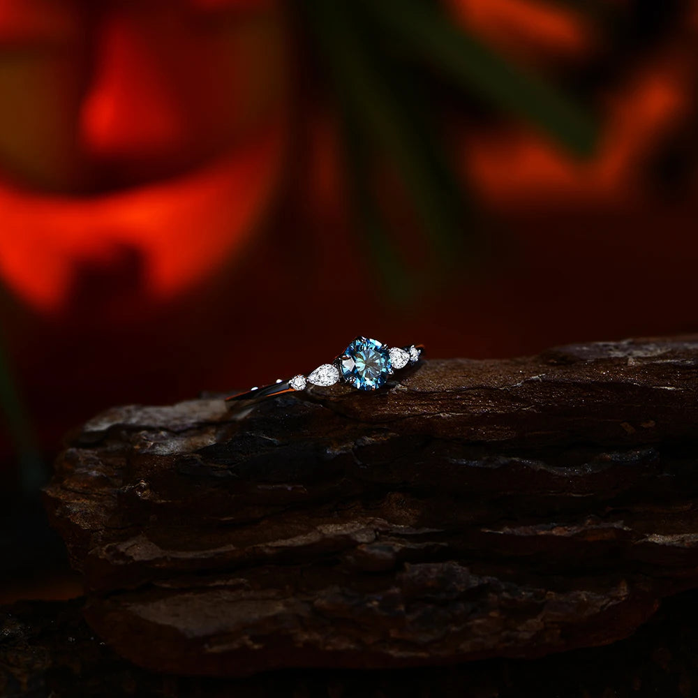 ATTAGEMS New D Color Round Cut 5.0mm Colorful Moissanite Ring for Women Man Solid 925 Sterling Silver Halloween Jewelry Party