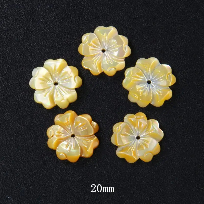 New In Natural Pearl Flower Shape Beads Mother of Pearl Charm Beads Natural Shell Bead for DIY Bracelet Necklaces Earrings Ring