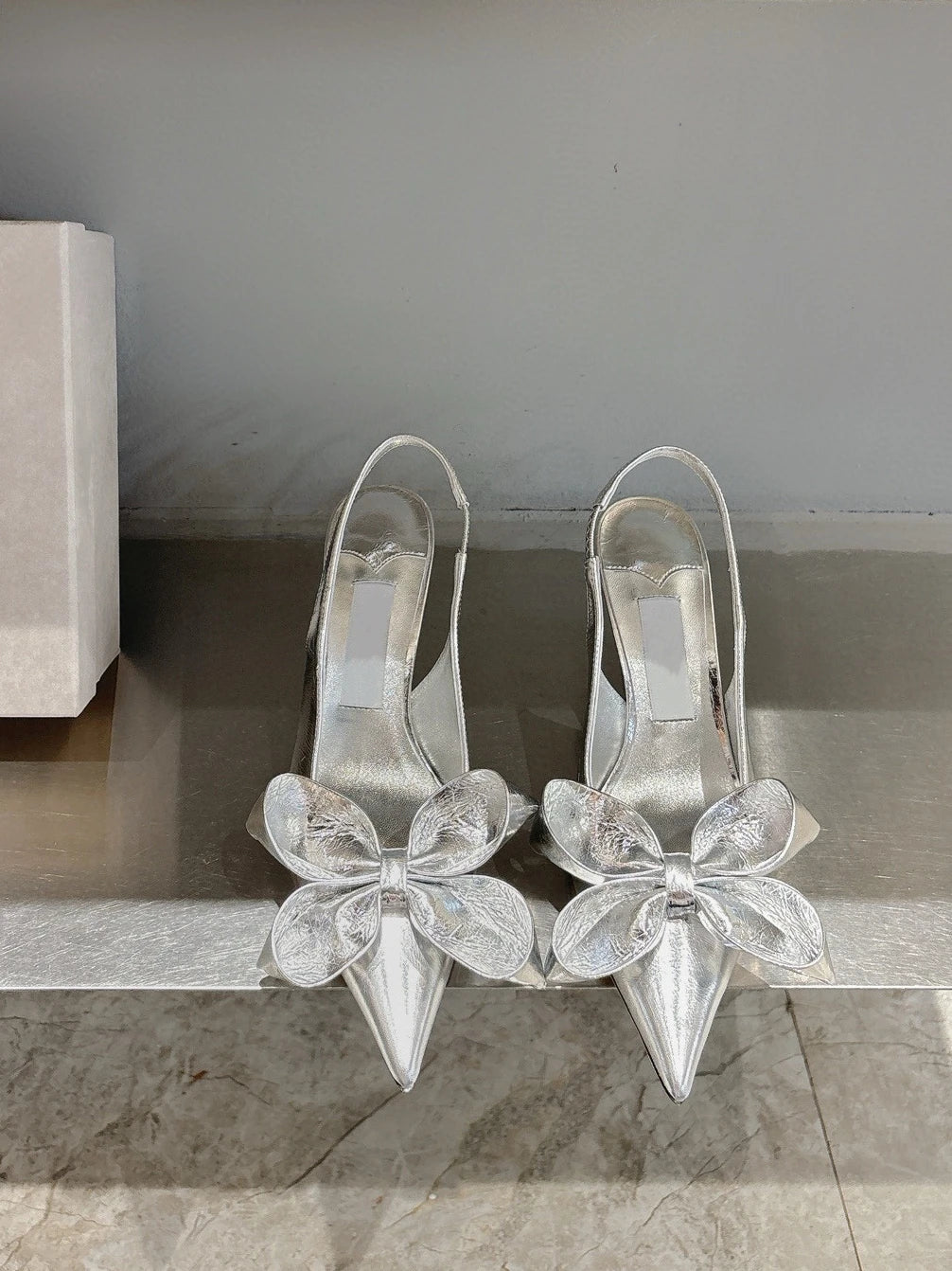2025 Spring Summer New Fashion High Heel Bow Pointed Toe Stiletto Sandals Sexy Women Shoes
