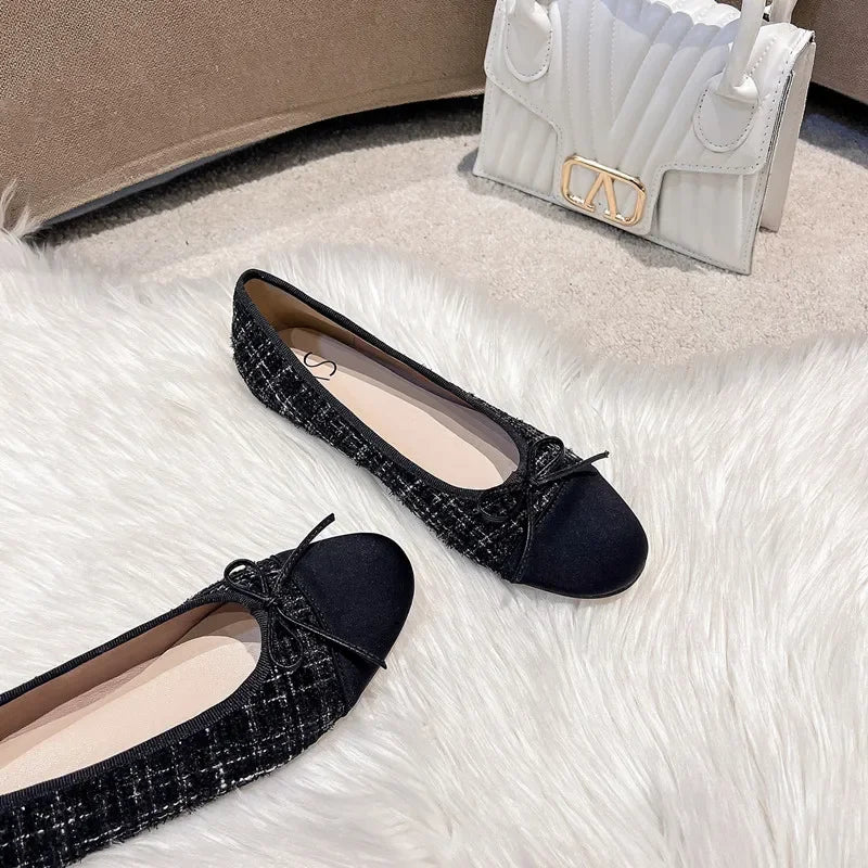 New Women's Shoes with Light Color Contrast Soft Bottom Flat Bow Sole Shoes