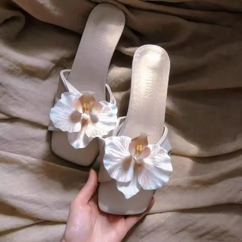 Brand Women Sandals 2025 Summer New Elegant Flowers Sandals Casual Fashionable Outer Wear High Heels Shoes Women Slides Women