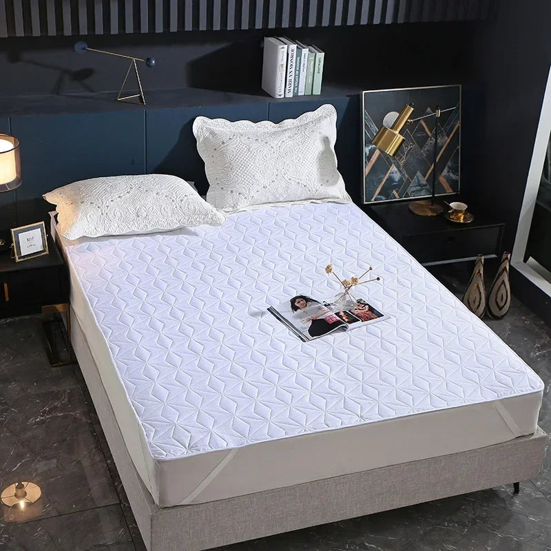 Sandwich Cotton Quilted Bed Protector Pad Waterproof Elderly Children Mother Child Anti-urine Leakage Bed Mat Sheets Bedspread