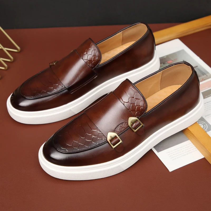 Fashion Men's Casual Shoes Embossed Leather Men Classic Retro British Style Tassels Loafers Mens Slip-on Outdoor Driving Flats