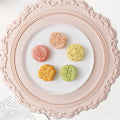 1Pcs Silicone Placemat European Style Embossed Flower Design Heat Resistant Non-Slip Table Mat for Home Cafe Restaurant Use