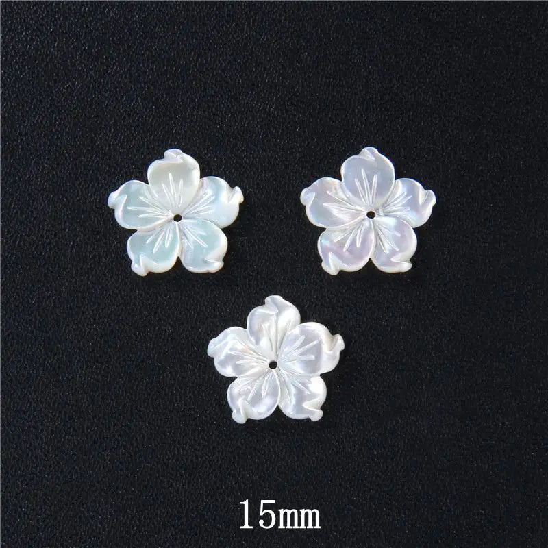 New In Natural Pearl Flower Shape Beads Mother of Pearl Charm Beads Natural Shell Bead for DIY Bracelet Necklaces Earrings Ring