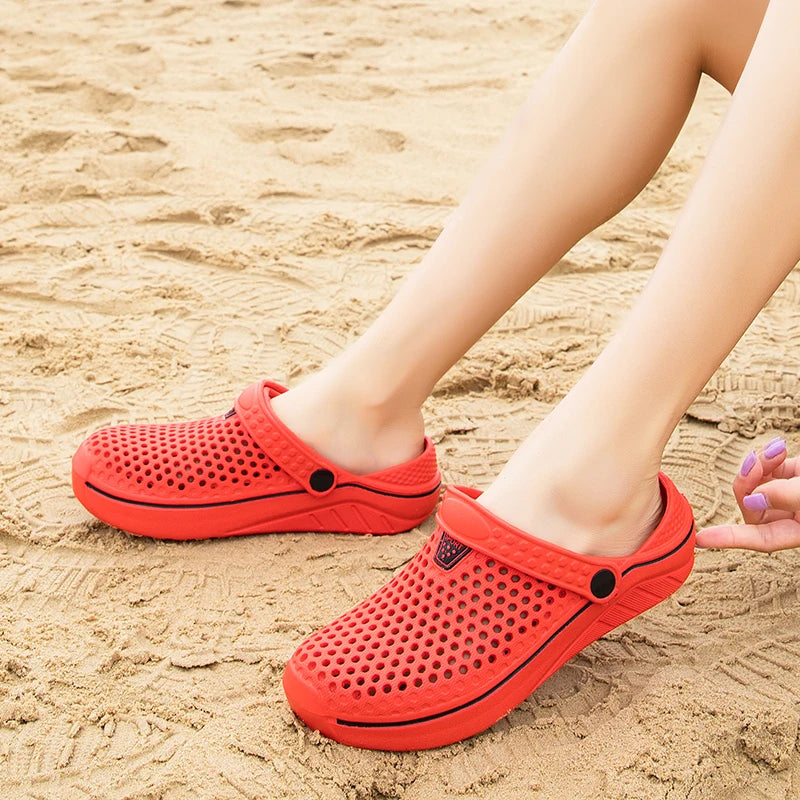 Couple’s EVA Clog Slippers Women Flat Sandals Man Summer Slippers Garden Shoes Outdoor Beach Clogs Home Slide Slip-on Shoes