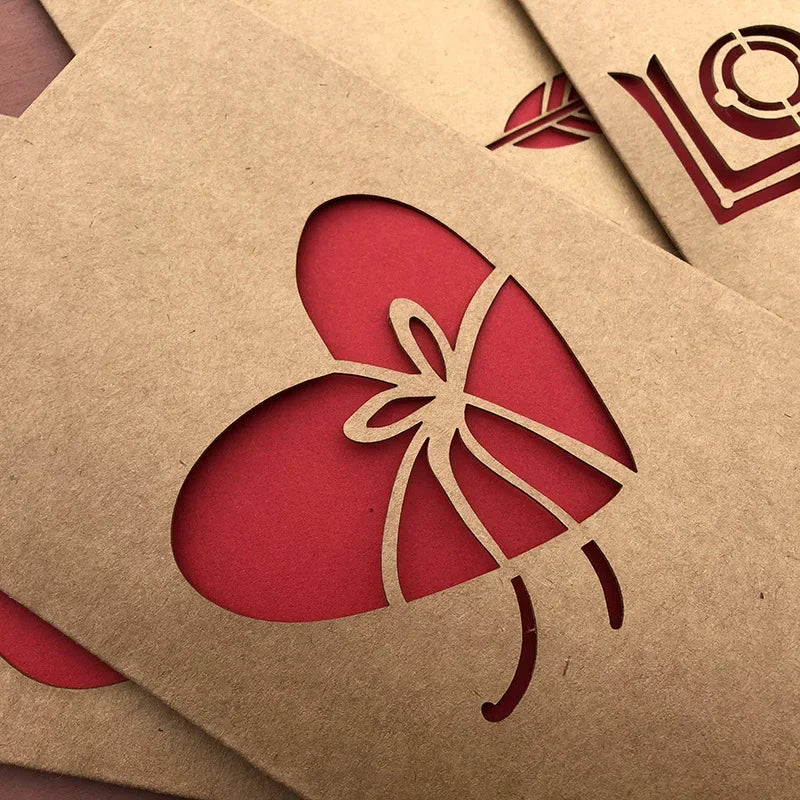 1pcs of Hollow Valentine's Day Mother's Day Greeting Card / Kraft Paper Card Holiday Cards Birthday Cards Blessing Gift Card