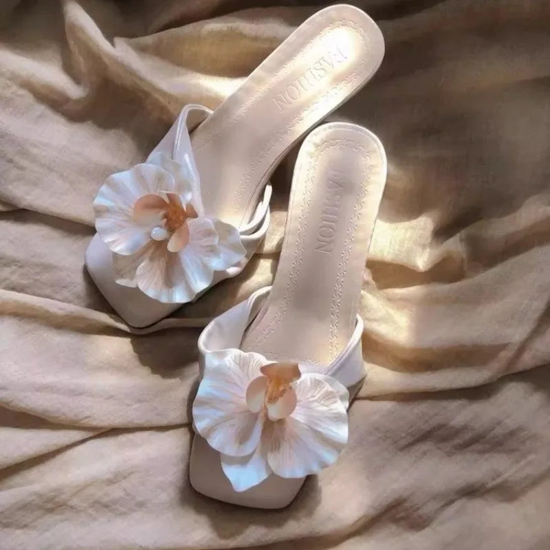 Brand Women Sandals 2025 Summer New Elegant Flowers Sandals Casual Fashionable Outer Wear High Heels Shoes Women Slides Women