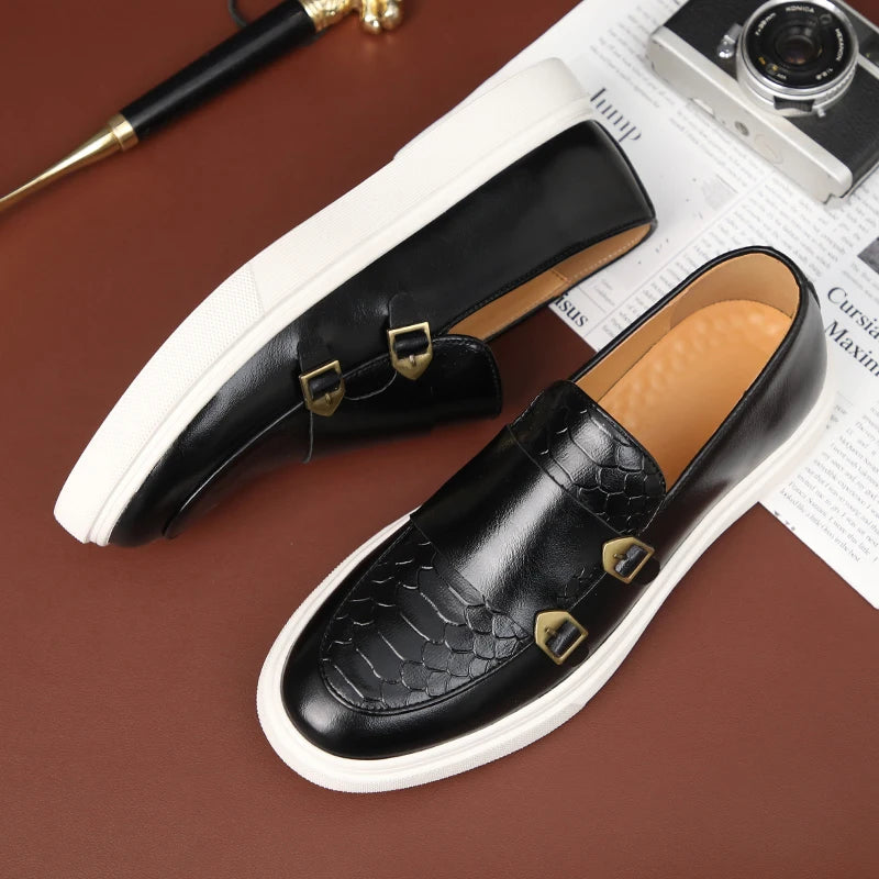 Fashion Men's Casual Shoes Embossed Leather Men Classic Retro British Style Tassels Loafers Mens Slip-on Outdoor Driving Flats