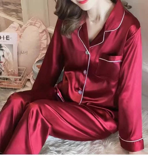 Customized Satin Pajamas Bachelorette Wedding Party Bridesmaid Pjs Silk Bride to Be Team Pajama Sets Maid of Honor Gifts