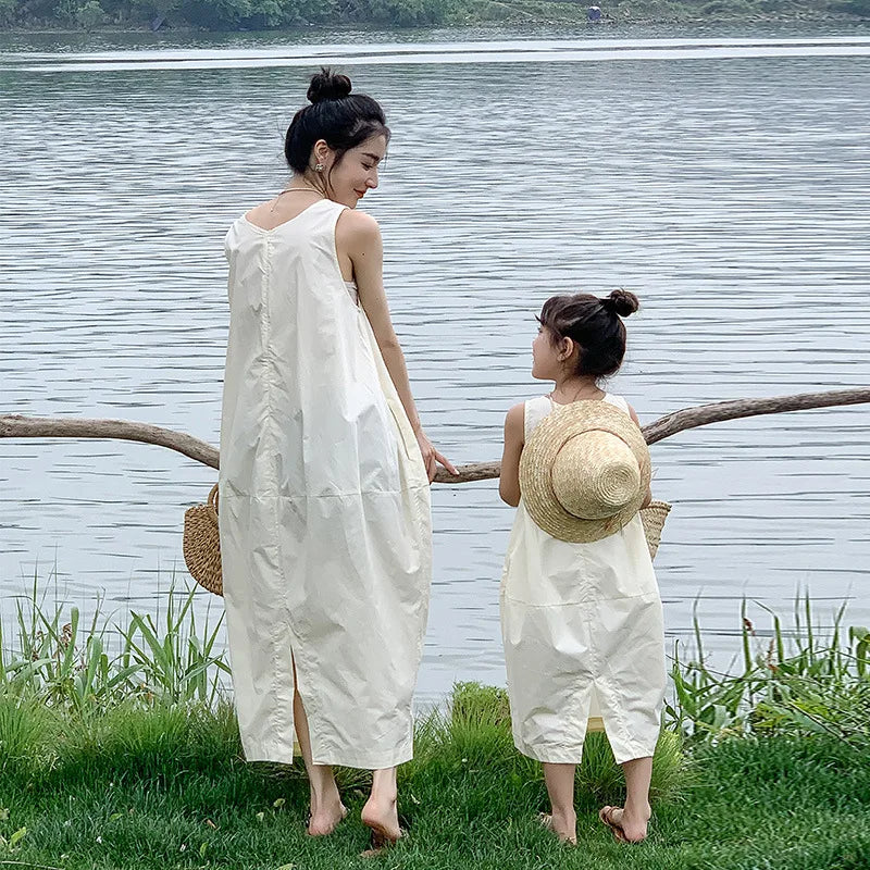 Korean Style Summer Parent Child Flower Bud Dress Solid Color O-neck Sleeveless Vest Dress Mother and Daughter Clothes H23090